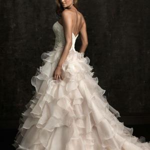 свадебное платье Allure bridals